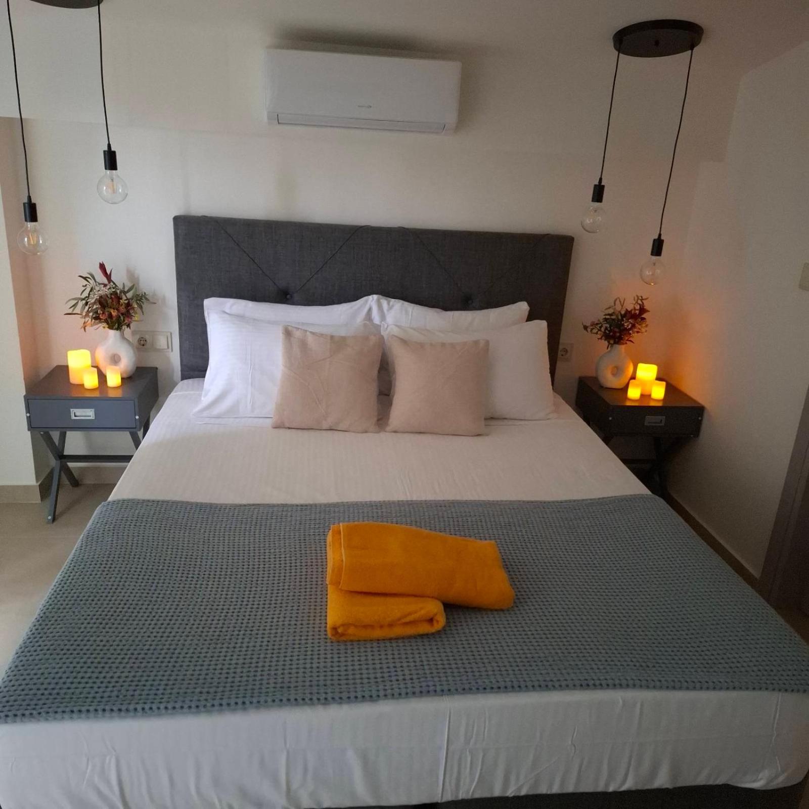 Villas Epta Karpi Complex Of 7 Luxury Villas Skriperon Kültér fotó