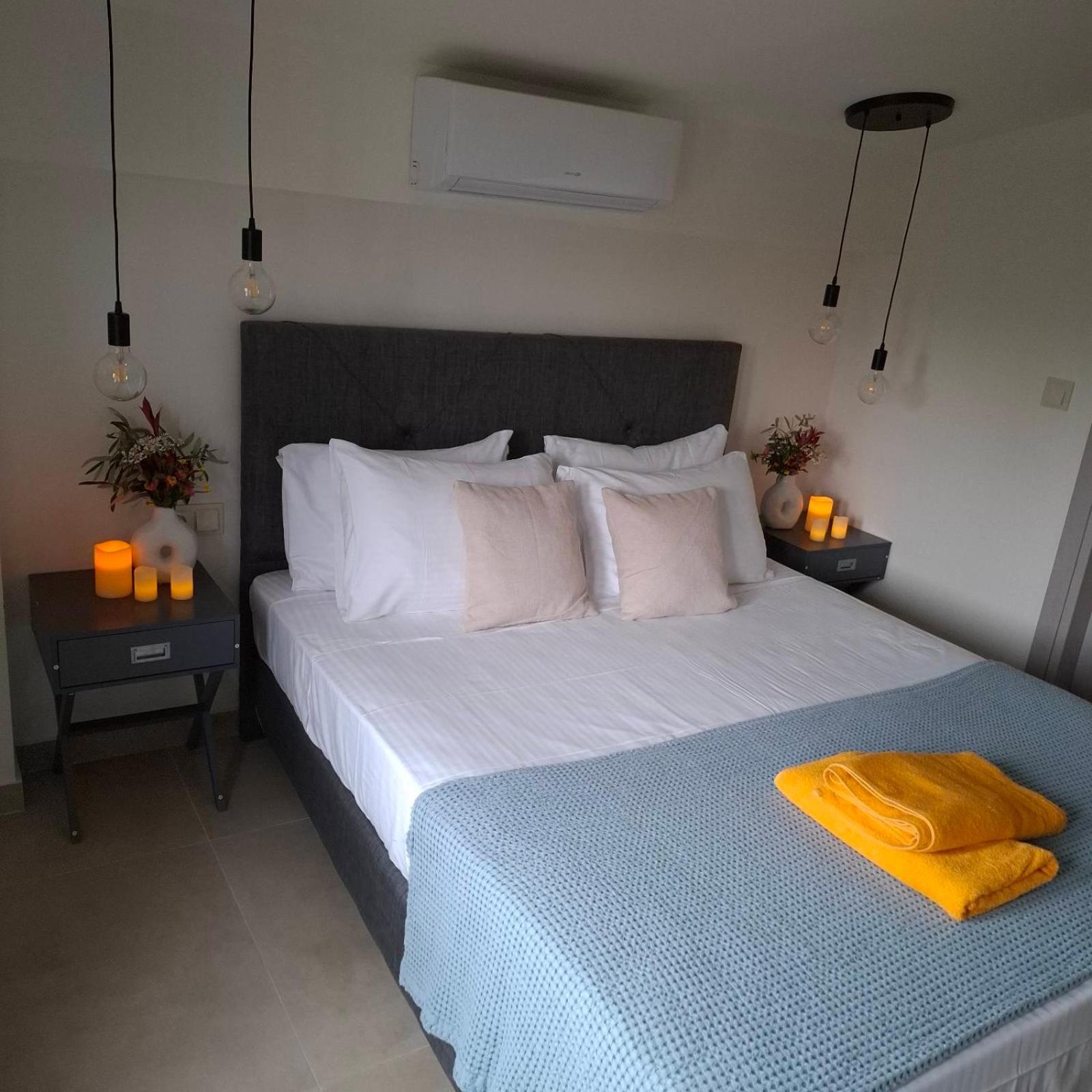 Villas Epta Karpi Complex Of 7 Luxury Villas Skriperon Kültér fotó
